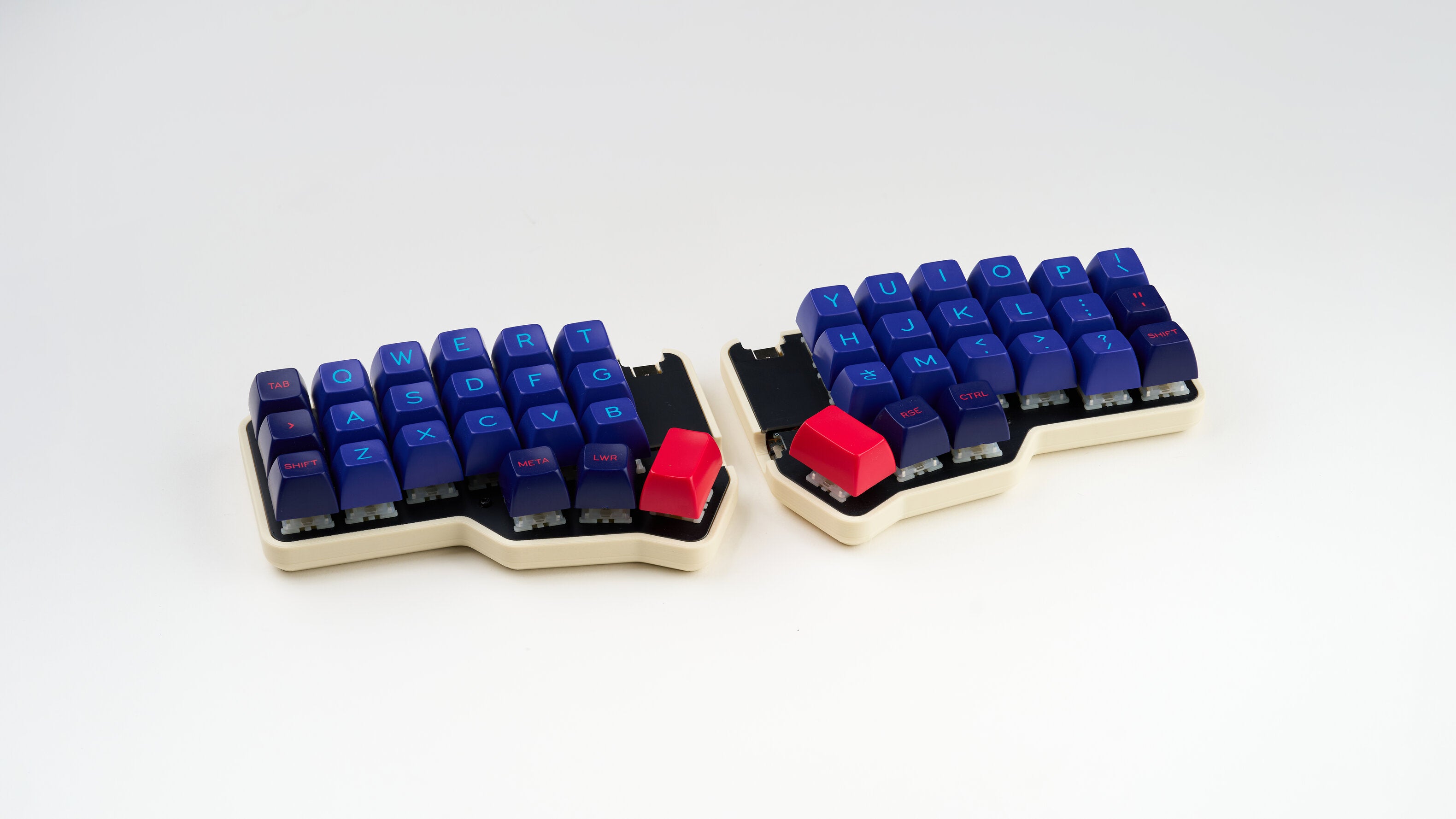Corne DIY Keyboard Kit – 40% Split – Boardsource